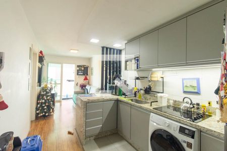 Sala/Cozinha de apartamento para alugar com 1 quarto, 45m² em Alto da Glória, Curitiba