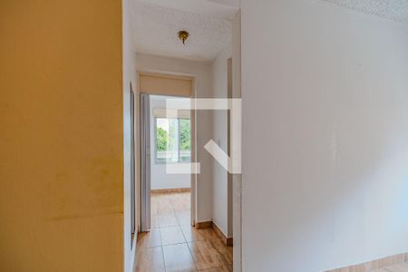 Corredor de apartamento para alugar com 1 quarto, 47m² em Vila Nova, Porto Alegre