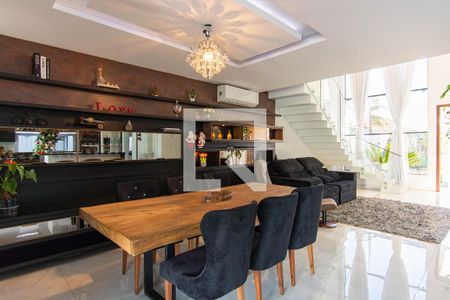 Sala de Jantar de casa à venda com 3 quartos, 229m² em Fátima, Canoas