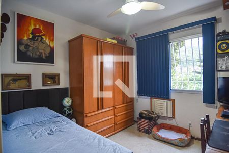 Quarto 1 de apartamento à venda com 2 quartos, 76m² em Cantagalo, Niterói