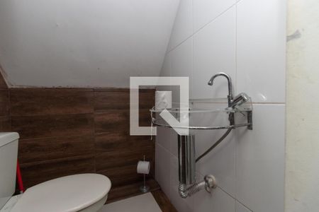 Lavabo de casa à venda com 4 quartos, 200m² em Vila Paiva, São Paulo