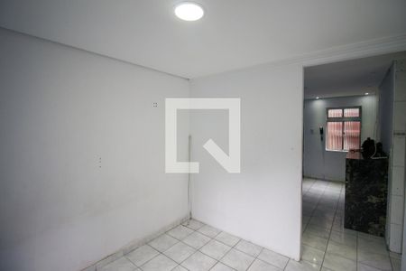 Quarto 1 de apartamento para alugar com 2 quartos, 42m² em Conjunto Residencial José Bonifácio, São Paulo