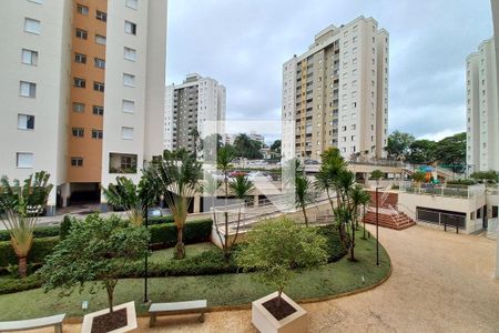 Vista da Varanda da Sala de apartamento para alugar com 3 quartos, 75m² em Chácara Prado, Campinas