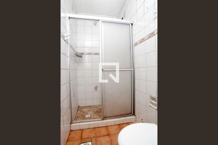 Banheiro de apartamento para alugar com 1 quarto, 60m² em Farroupilha, Porto Alegre