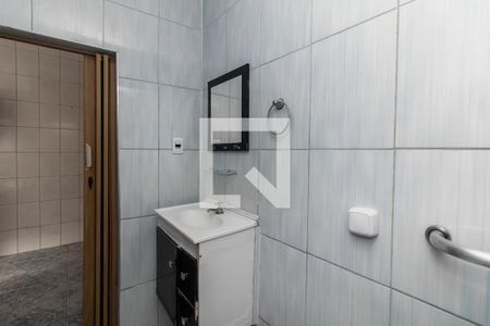 Banheiro de casa para alugar com 3 quartos, 95m² em Chácara Cruzeiro do Sul, São Paulo