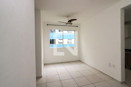 Sala de apartamento para alugar com 2 quartos, 60m² em Chapéu do Sol, Porto Alegre