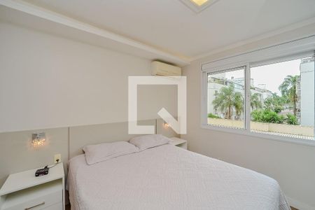 Suíte de apartamento para alugar com 3 quartos, 74m² em Passo D’areia, Porto Alegre