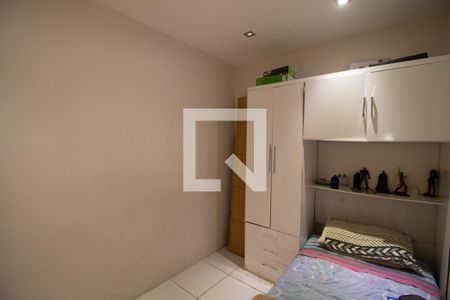 Quarto 2 de casa à venda com 4 quartos, 200m² em Vila Constança, São Paulo