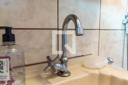 Casa à venda com 150m², 4 quartos e 1 vaga Casa à venda com 150m², 4 quartos e 1 vagaBanheiro - torneira