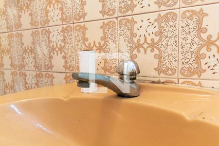 Casa à venda com 150m², 4 quartos e 1 vaga Casa à venda com 150m², 4 quartos e 1 vagaBanheiro - torneira