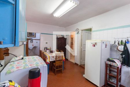 Casa à venda com 150m², 4 quartos e 1 vaga Casa à venda com 150m², 4 quartos e 1 vagaCozinha