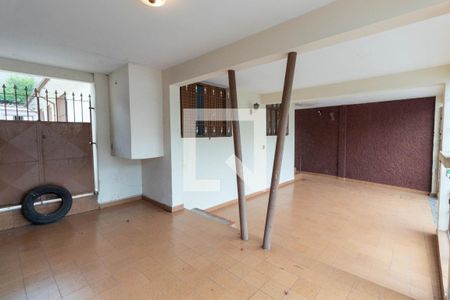 Casa à venda com 150m², 4 quartos e 1 vaga Casa à venda com 150m², 4 quartos e 1 vagaGaragem