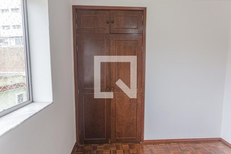 Apartamento à venda com 110m², 3 quartos e 2 vagas Apartamento à venda com 110m², 3 quartos e 2 vagasArmário do Quarto 3