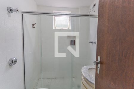 Apartamento à venda com 110m², 3 quartos e 2 vagas Apartamento à venda com 110m², 3 quartos e 2 vagasBanheiro Social