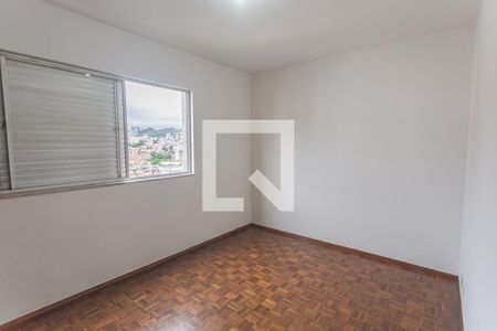 Suíte de apartamento à venda com 3 quartos, 110m² em Santo Antônio, Belo Horizonte