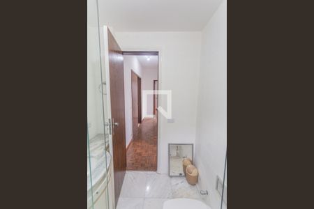 Apartamento à venda com 110m², 3 quartos e 2 vagas Apartamento à venda com 110m², 3 quartos e 2 vagasBanheiro Social