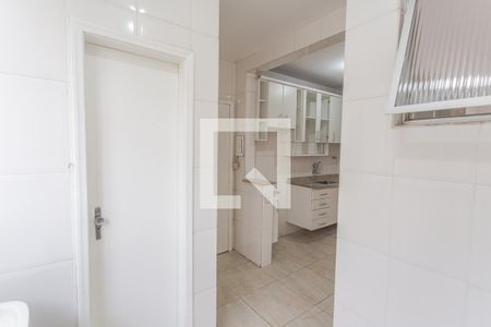 Apartamento à venda com 110m², 3 quartos e 2 vagas Apartamento à venda com 110m², 3 quartos e 2 vagasÁrea de Serviço