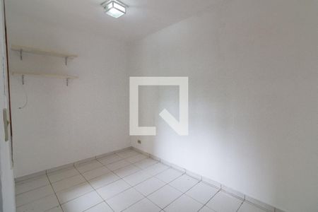 Sala/Quarto  de casa para alugar com 1 quarto, 25m² em Vila Dalva, Osasco