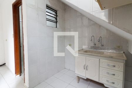 Cozinha de casa para alugar com 1 quarto, 25m² em Vila Dalva, Osasco