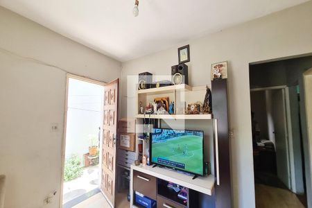 Sala de casa à venda com 2 quartos, 250m² em Jardim Iva, São Paulo