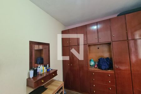 Quarto 2 de casa à venda com 2 quartos, 250m² em Jardim Iva, São Paulo