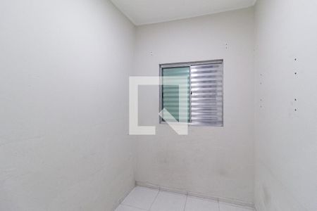 Quarto 1 de casa para alugar com 2 quartos, 70m² em Jardim Roberto, Osasco