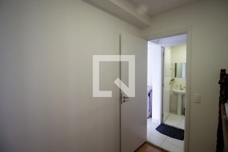 Quarto 1 de apartamento para alugar com 2 quartos, 50m² em Fazenda Aricanduva, São Paulo