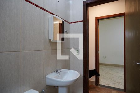 Banheiro  de casa para alugar com 1 quarto, 50m² em Jonas Veiga, Belo Horizonte