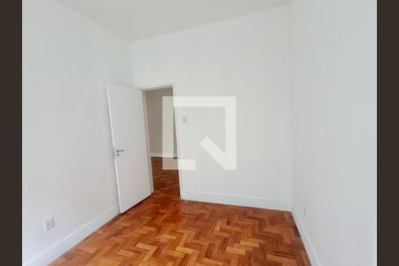 Quarto 1 de apartamento à venda com 3 quartos, 80m² em Leme, Rio de Janeiro