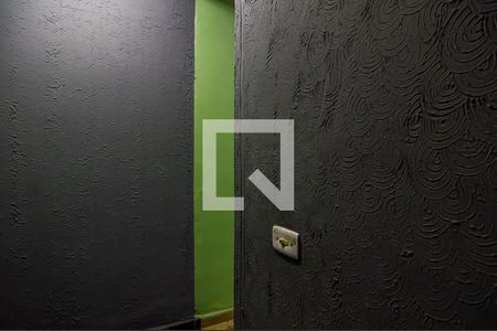 Detalhe/Quarto de casa para alugar com 1 quarto, 40m² em Vila Lourdes, Barueri