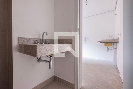 Banheiro de kitnet/studio à venda com 1 quarto, 25m² em Cerqueira César, São Paulo