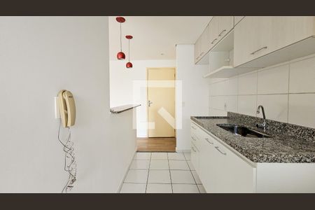 Cozinha de apartamento para alugar com 2 quartos, 55m² em Interlagos, São Paulo