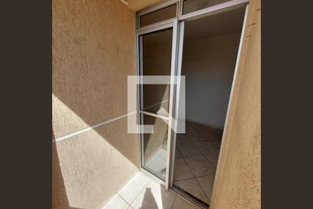 varanda de apartamento à venda com 2 quartos, 55m² em Alvorada, Contagem