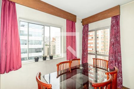 Sala de apartamento à venda com 2 quartos, 90m² em Vila Olímpia, São Paulo