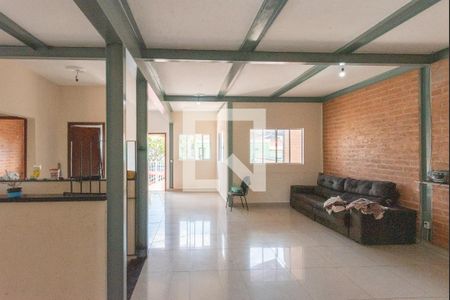 Sala de casa para alugar com 3 quartos, 250m² em Jardim Baroneza, Campinas