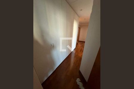 Apartamento à venda com 5 quartos, 335m² em Vila Regente Feijó, São Paulo