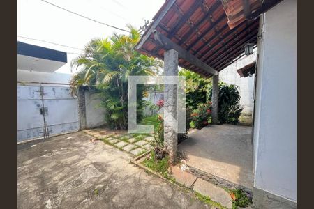 Casa à venda com 2 quartos, 210m² em Piratininga, Niterói