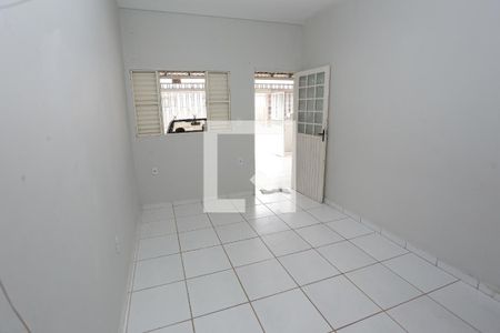 Sala de casa para alugar com 1 quarto, 90m² em Samambaia Norte (samambaia), Brasília