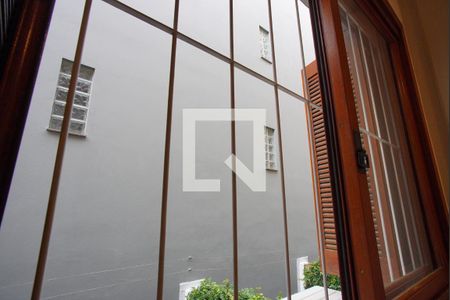 Suíte - Vista de apartamento para alugar com 1 quarto, 54m² em Petrópolis, Porto Alegre