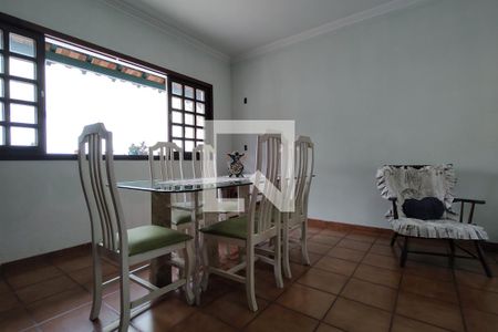 Sala de casa à venda com 3 quartos, 226m² em Freguesia (jacarepaguá), Rio de Janeiro