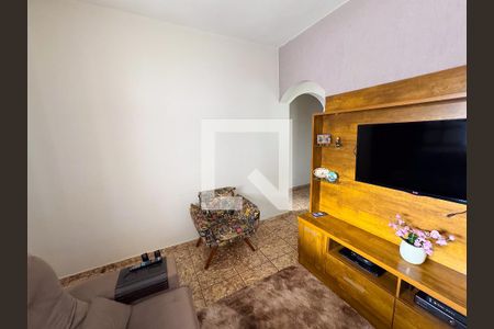 Sala de casa para alugar com 3 quartos, 360m² em Tirol, Contagem