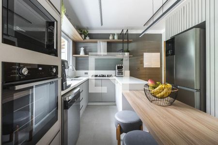 Cozinha de casa de condomínio à venda com 4 quartos, 393m² em Vila Nova Caledonia, São Paulo