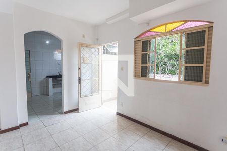 Sala de casa para alugar com 2 quartos, 65m² em Aparecida, Belo Horizonte