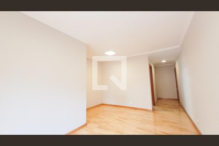 Sala de apartamento à venda com 3 quartos, 91m² em Vila Itapura, Campinas