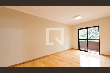 Sala de apartamento à venda com 3 quartos, 91m² em Vila Itapura, Campinas