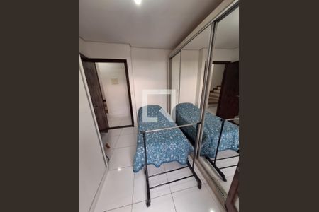 Quarto 2 de casa à venda com 5 quartos, 250m² em Ouro Preto, Belo Horizonte