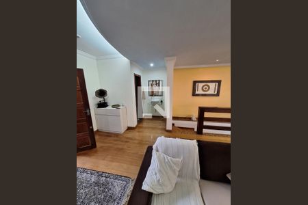 Sala de casa à venda com 5 quartos, 250m² em Ouro Preto, Belo Horizonte