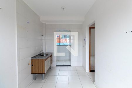 Sala/Cozinha de apartamento para alugar com 2 quartos, 42m² em Vila Franci, São Paulo