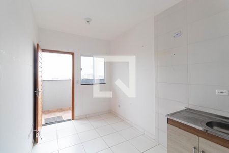 Sala/Cozinha de apartamento para alugar com 2 quartos, 42m² em Vila Franci, São Paulo