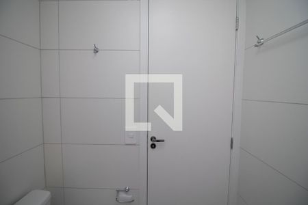 Banheiro de apartamento para alugar com 1 quarto, 28m² em Tucuruvi, São Paulo